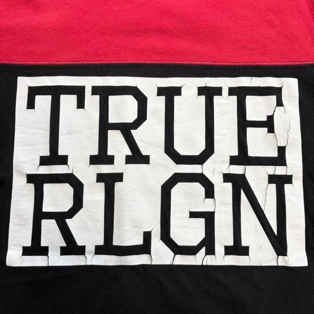 super faded True Religion black & red cracked graphic t-shirt